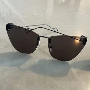 Balenciaga | Accessories | Balenciaga The Everyday All Black  display picture 3